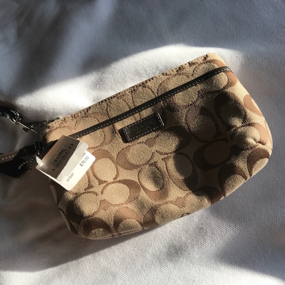 Coach Handbags - Authentic Coach Wristlet New With Tags